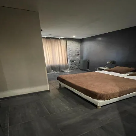 Hotel Lpl Paris Hotel *