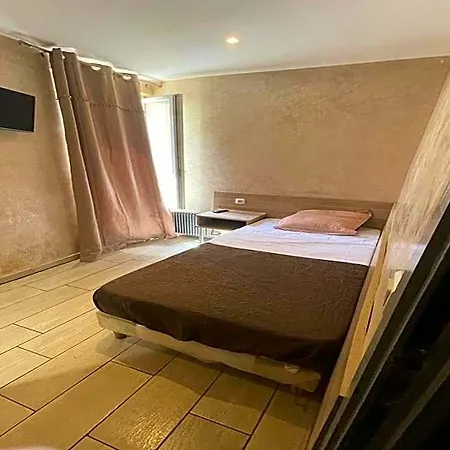Lpl Hotel Paryż