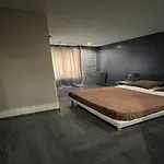 Lpl Hotel *